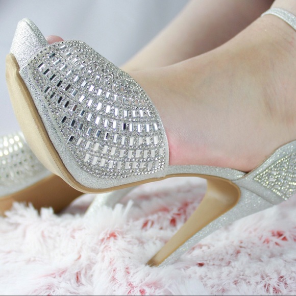 Platform High Heel Silver with Rhinestones - Picture 4 of 4